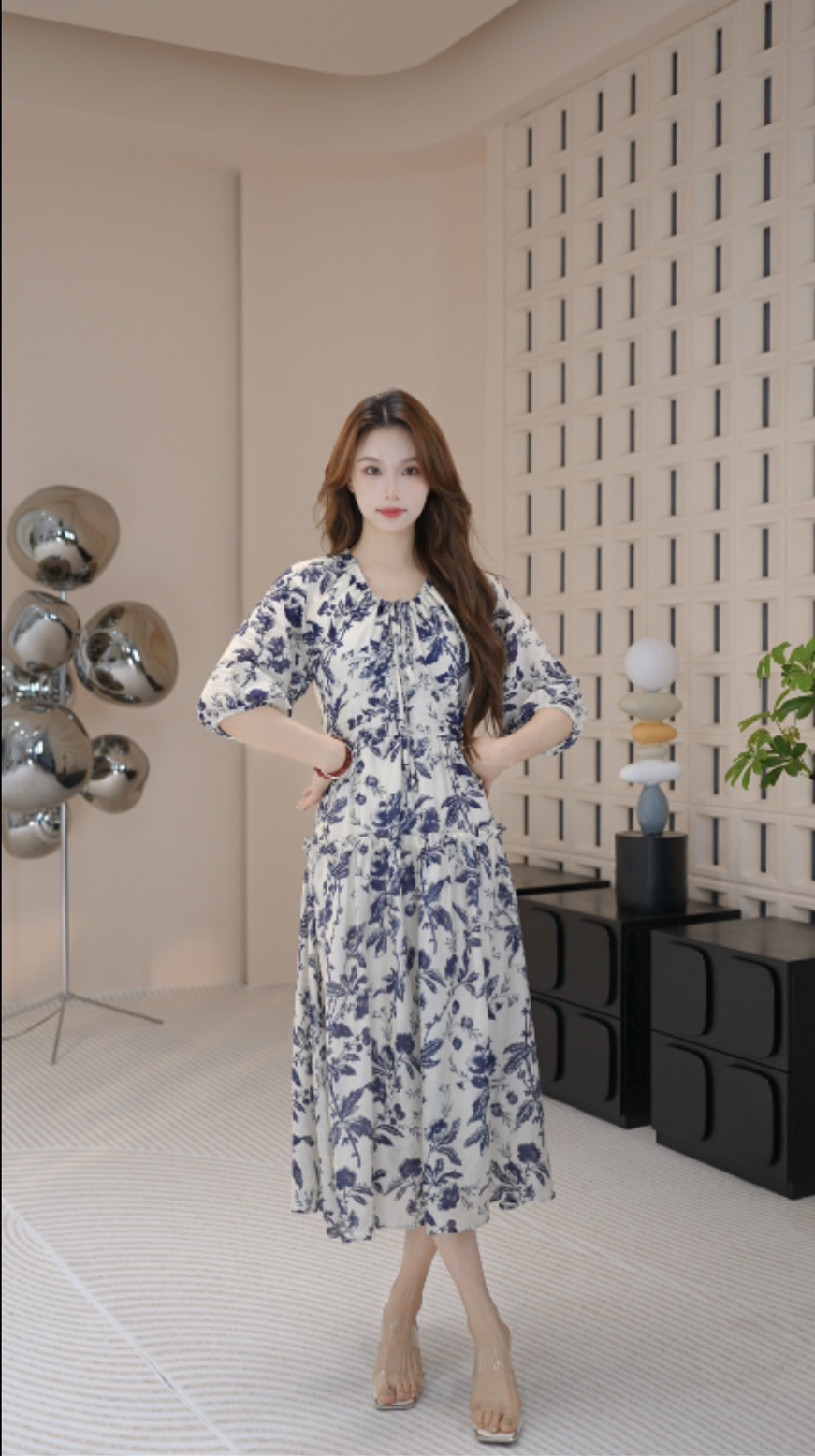 法式复古温柔风碎花v领高级感A字连衣裙女夏季新款收腰大摆长裙