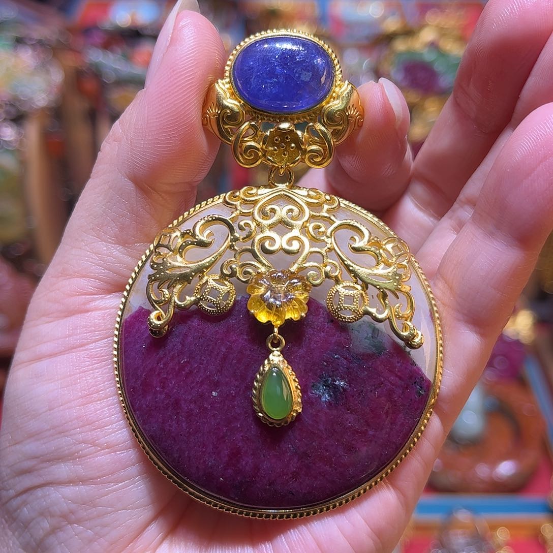 银S925镀金镶嵌红宝石吊坠(不含链)