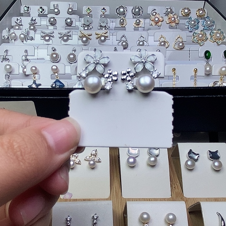 银S925镶嵌耳饰淡水珍珠