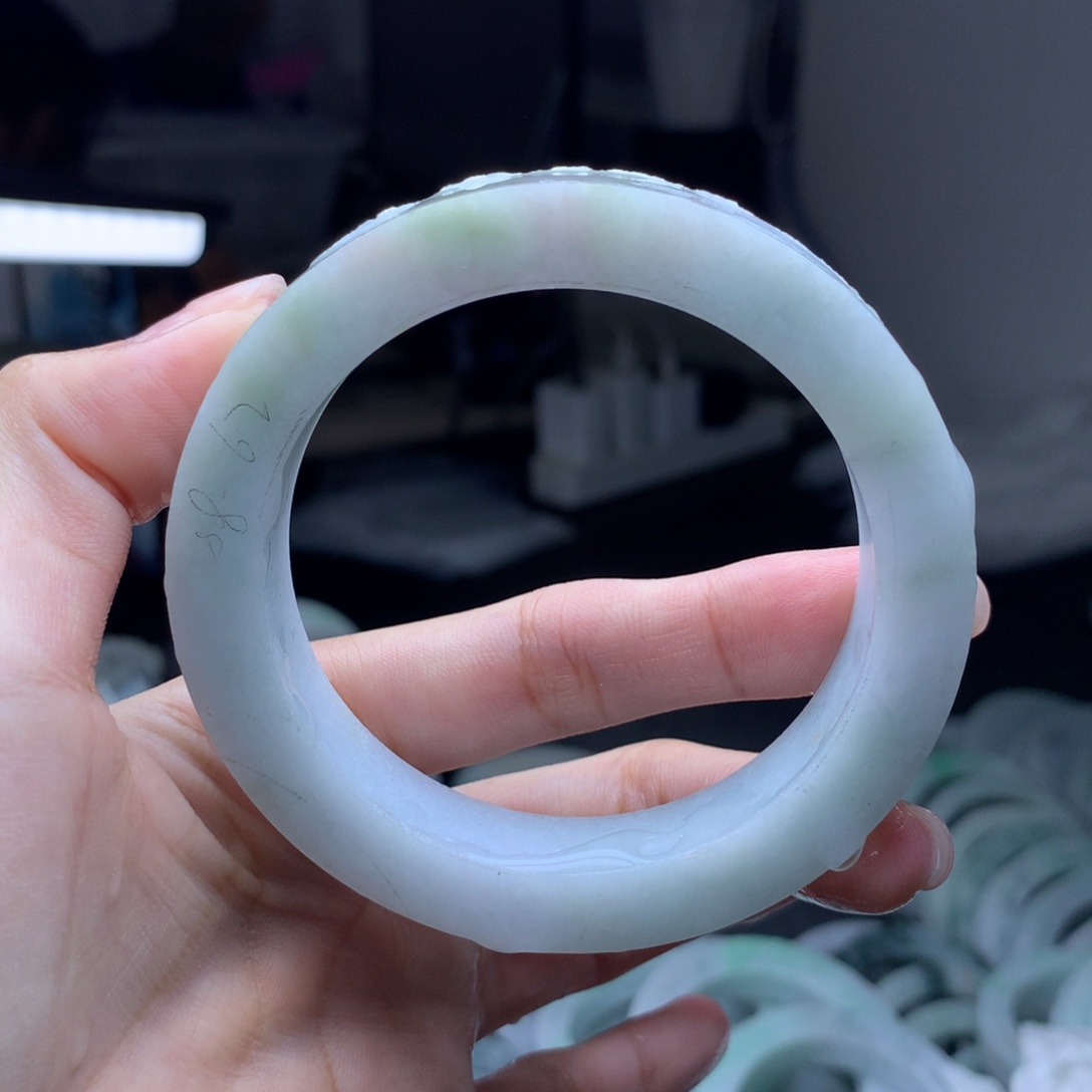 未镶嵌翡翠手镯定制定制翡翠