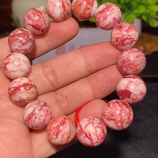 青***湖天然辰砂原石手串