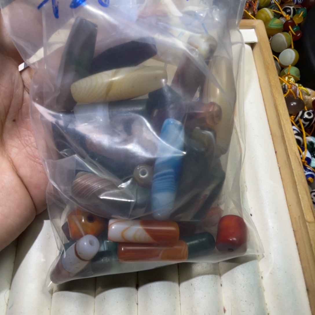 平***鹿玛瑙/玉髓未镶嵌珠宝半成品