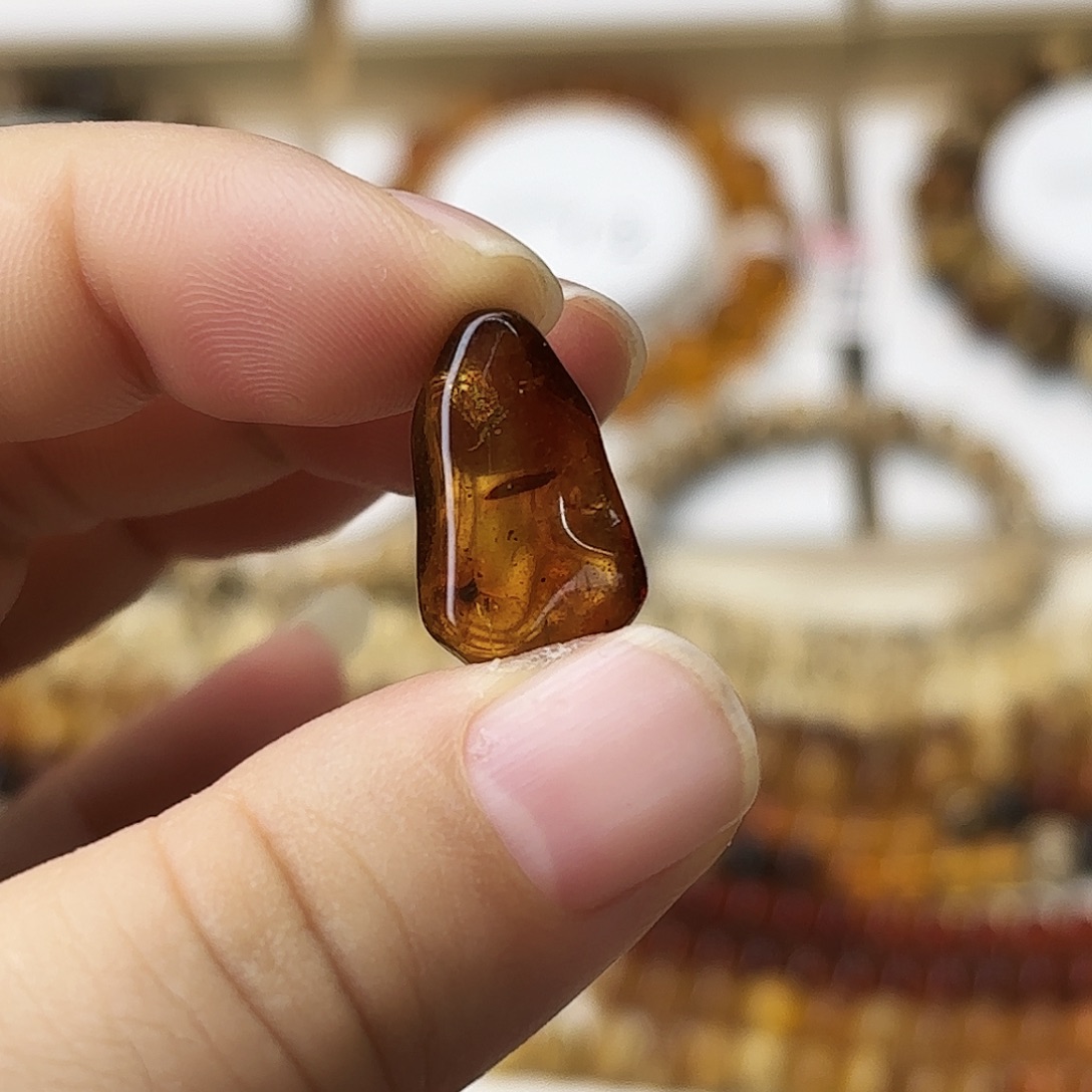 琥珀未镶嵌裸石大