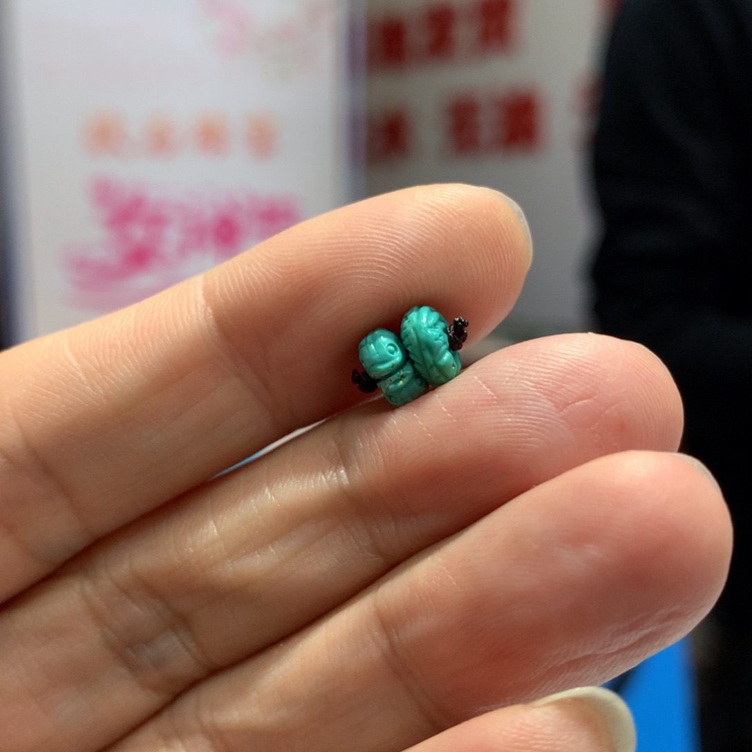 绿松石配饰未镶嵌