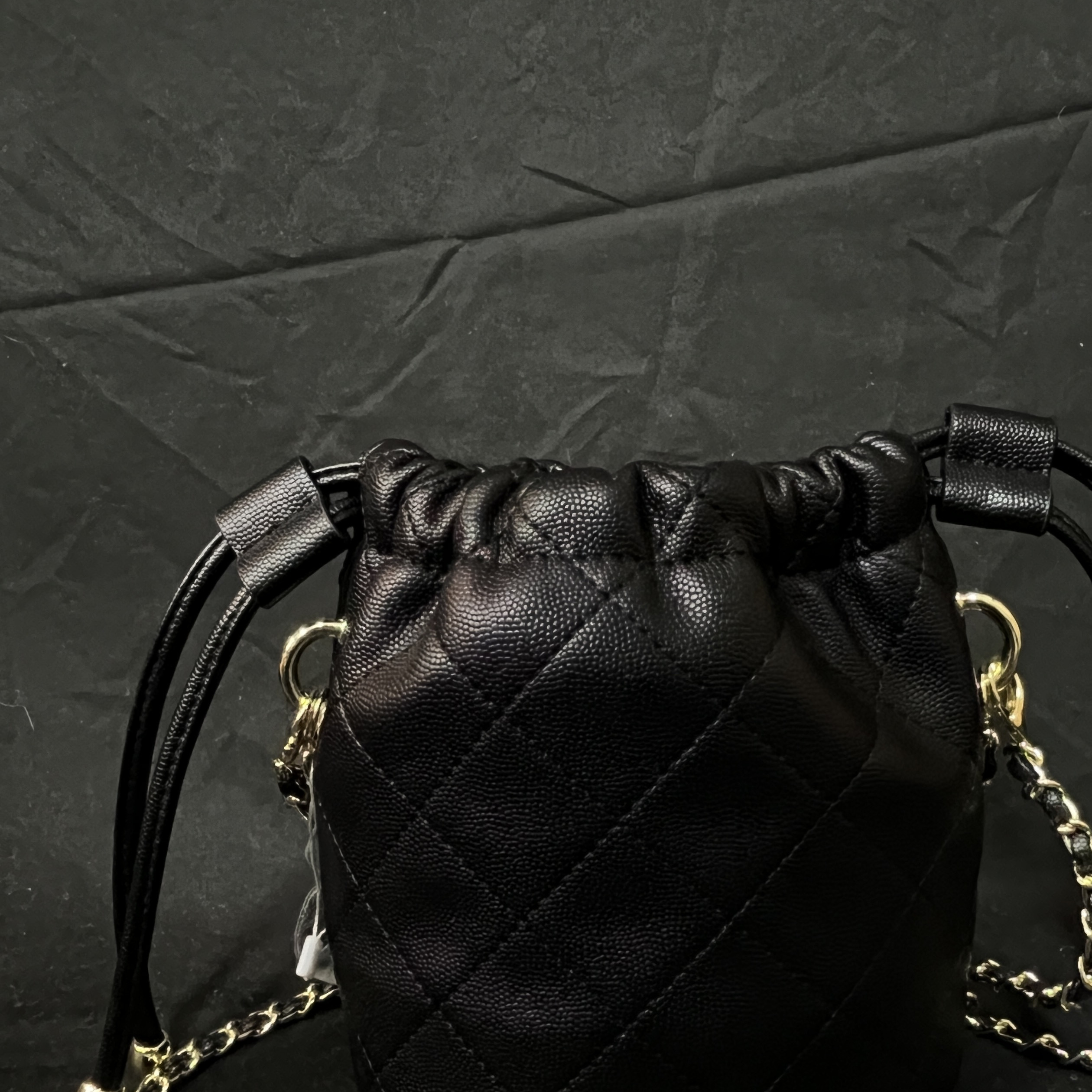 LQ-WITH-QUEEN真皮女包小水桶黑色  0443