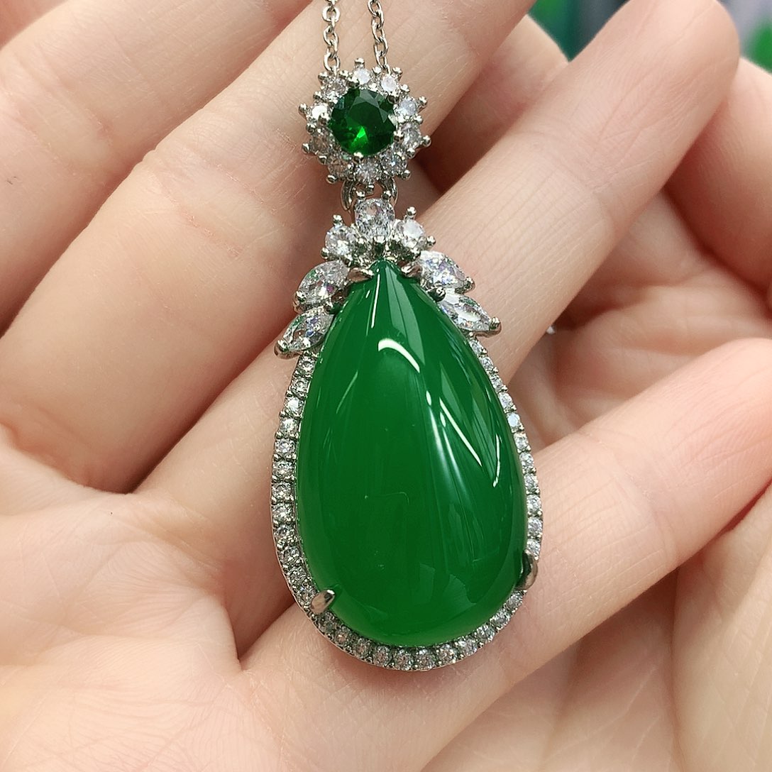 合金吊坠玛瑙/玉髓