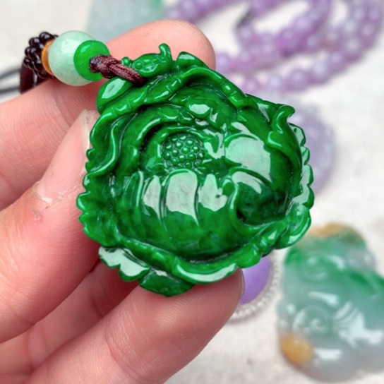 翡翠吊坠(不含链)未镶嵌