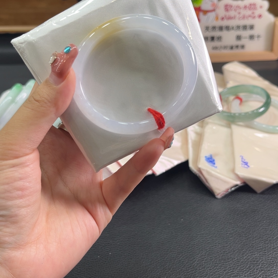 未镶嵌手镯翡翠54贵妃