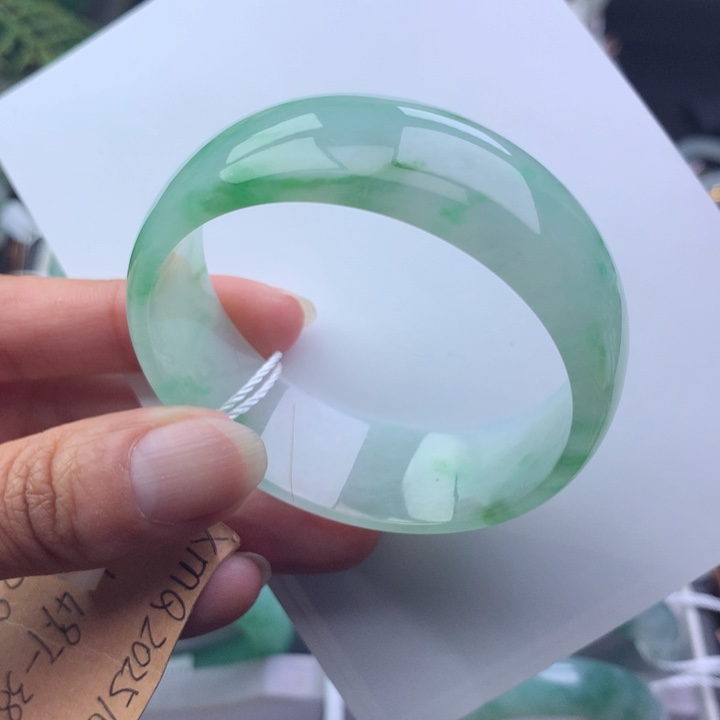 翡翠未镶嵌手镯天然翡翠手镯