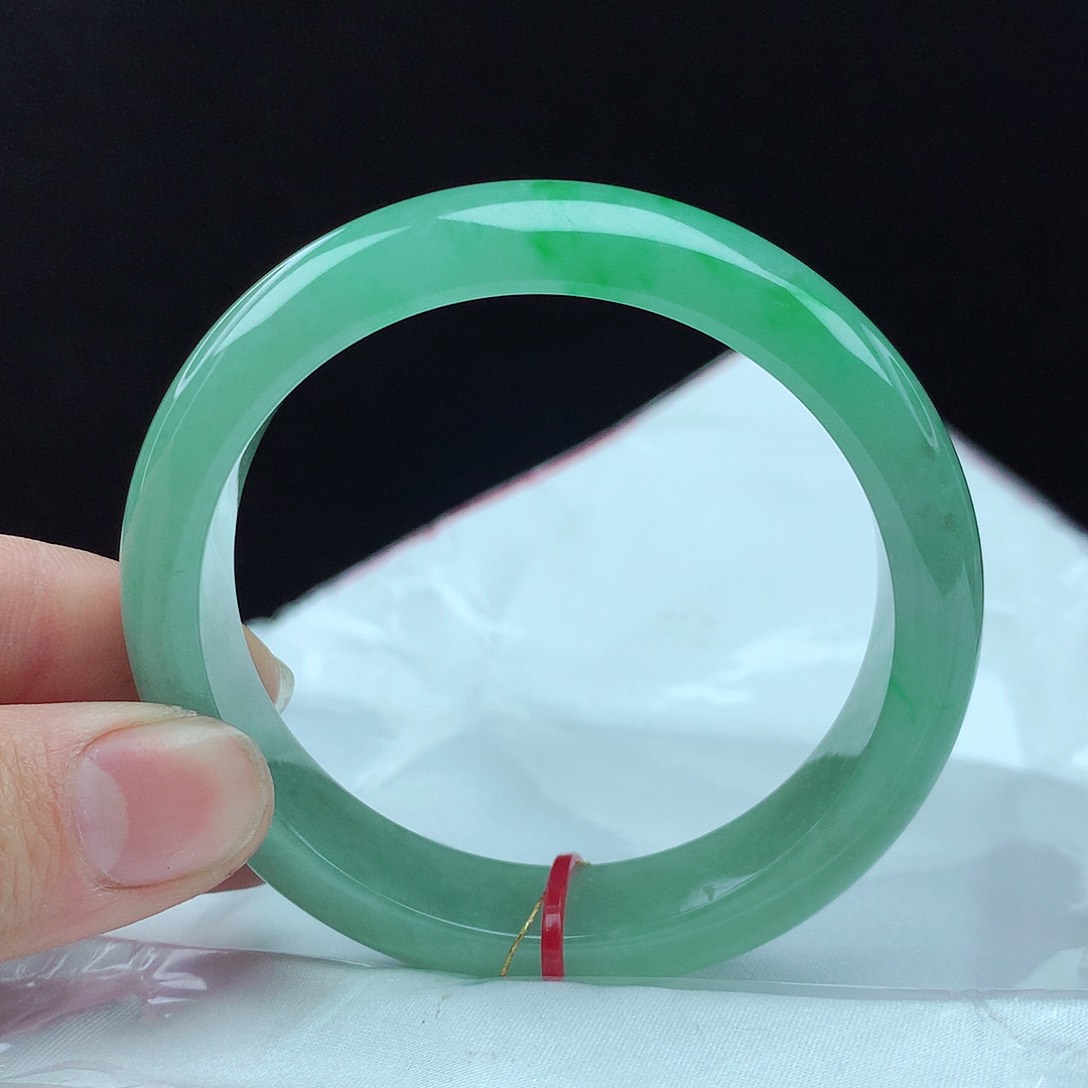 翡翠手镯未镶嵌月**555圈3504