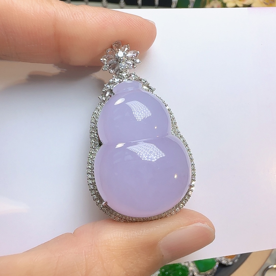 翡翠颈饰18K金镶嵌D****n翡翠颈饰18K金镶嵌