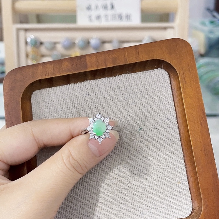 翡翠未镶嵌颈饰天然翡翠Ａ货