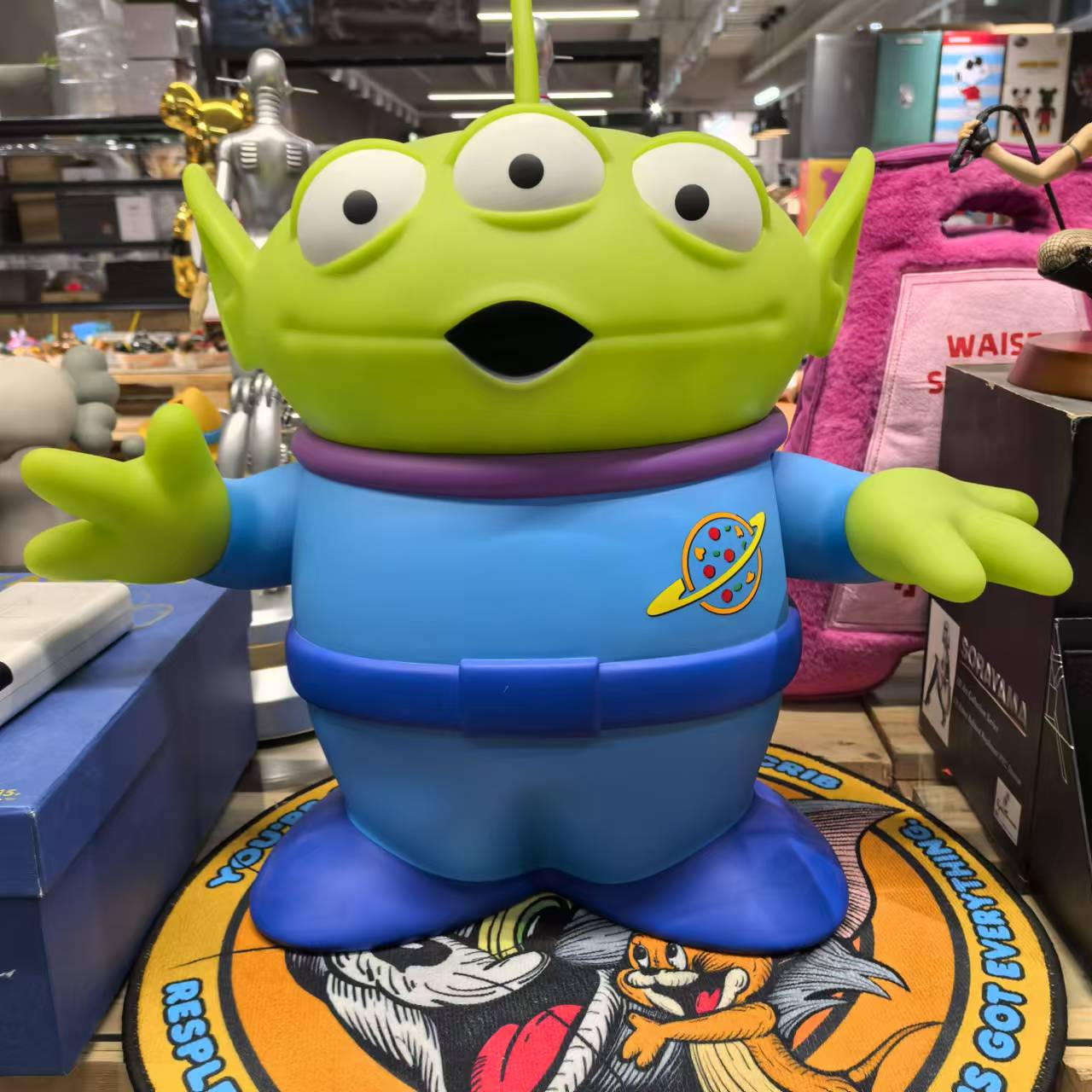 【山哥ST】herocross 三眼仔 外星人 潮流玩具 50cm