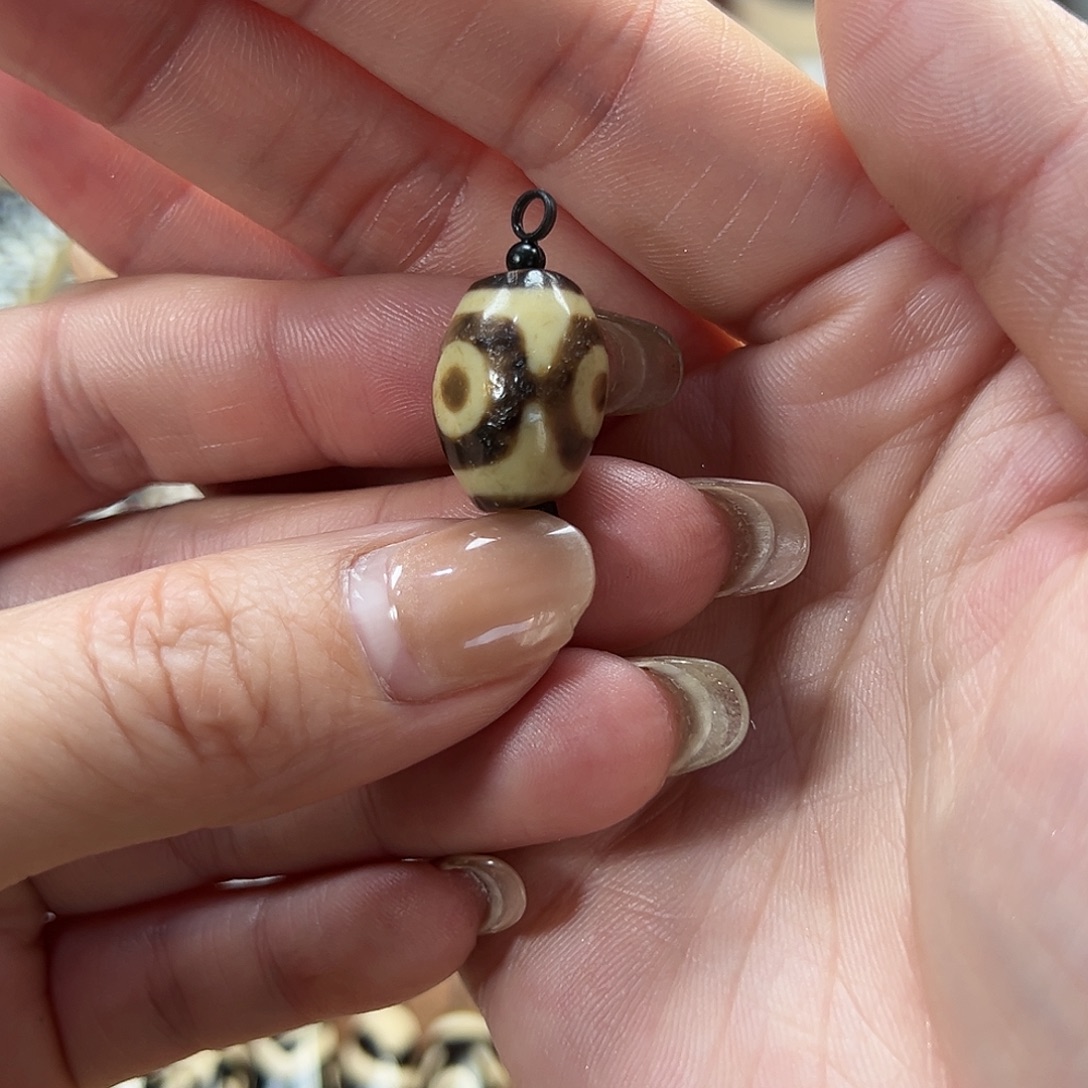 玛瑙/玉髓未镶嵌珠宝半成品老冯达洛猫三