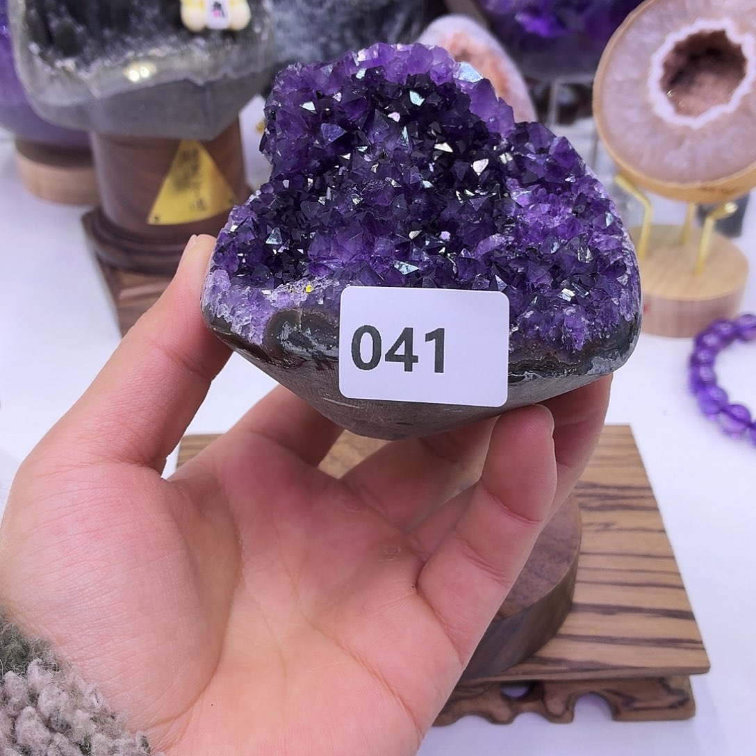 水晶大型摆件（非配饰）未镶嵌