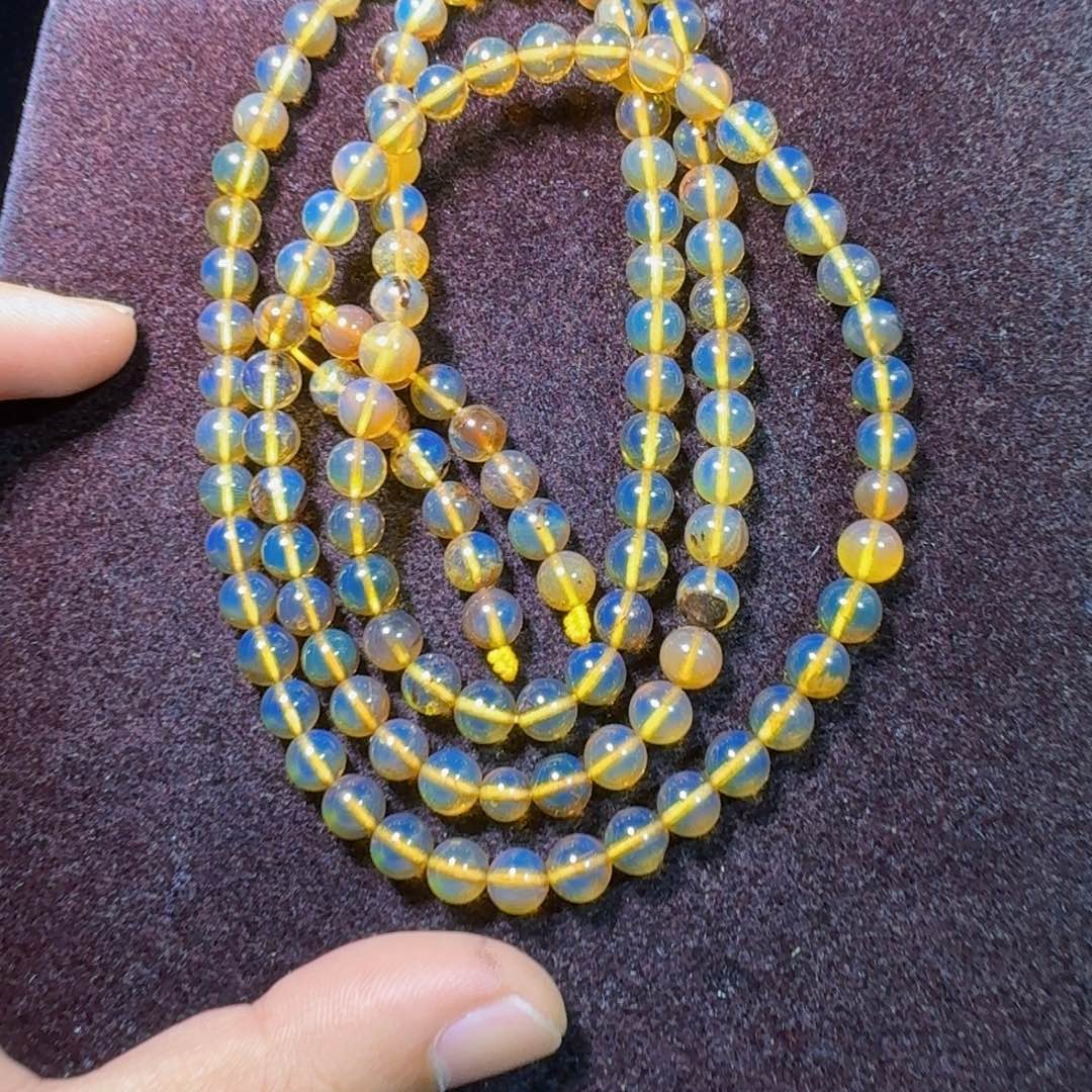 琥珀未镶嵌裸石琥珀