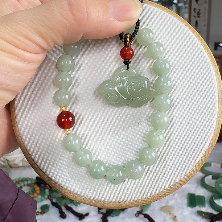 密玉（石英质玉）未镶嵌吊坠