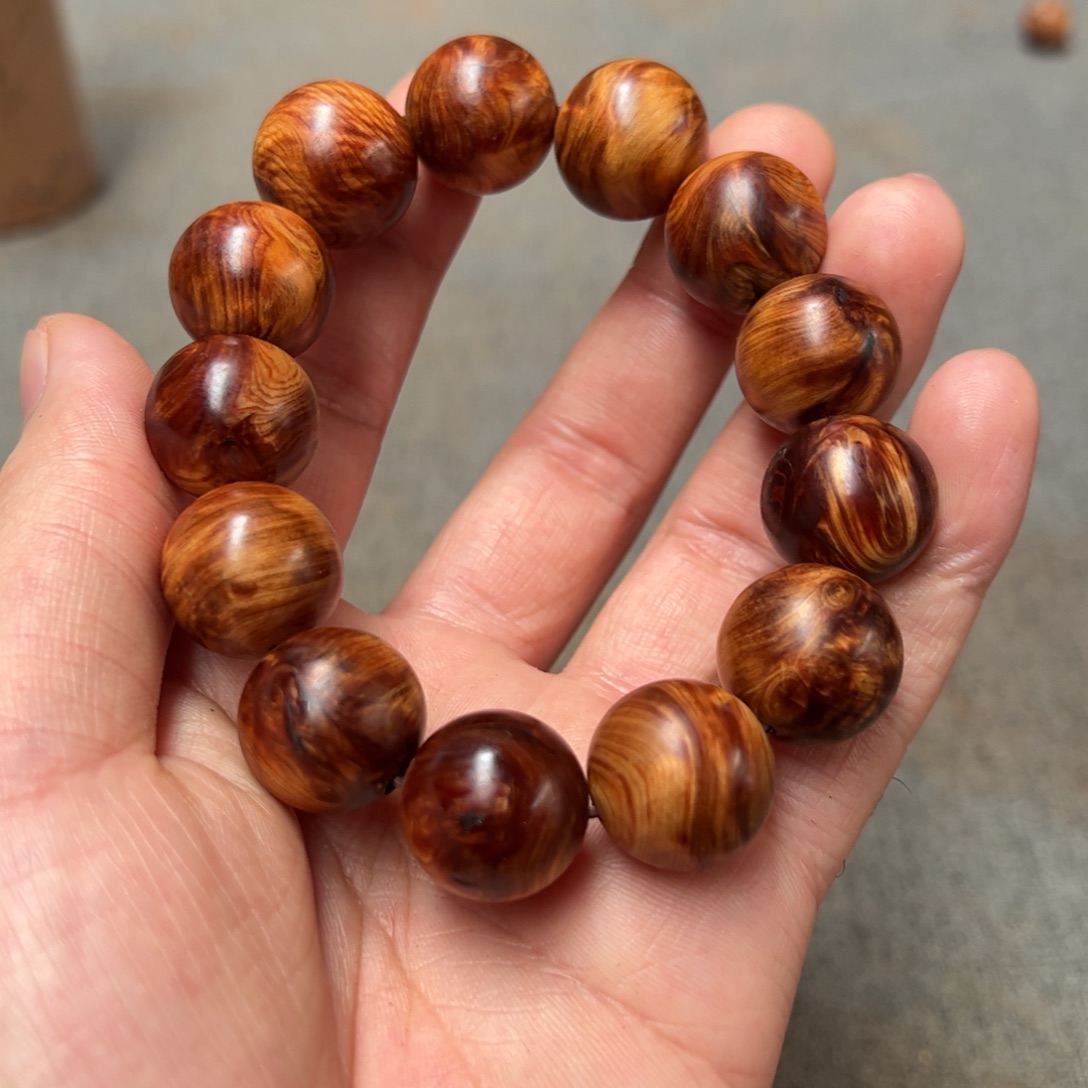 雨***人柏木（崖柏）北太行陈化崖柏微瑕