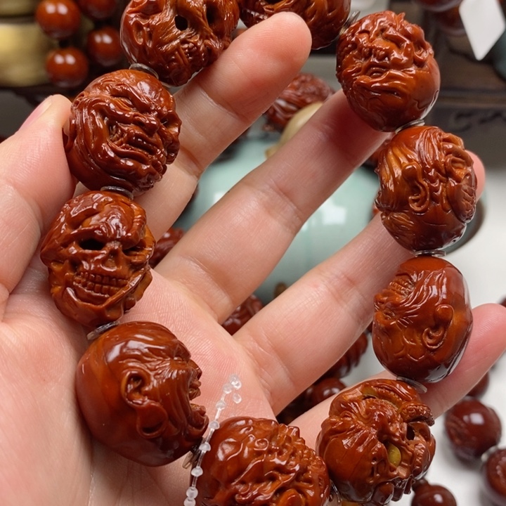 橄榄核吊坠最***事回血回血