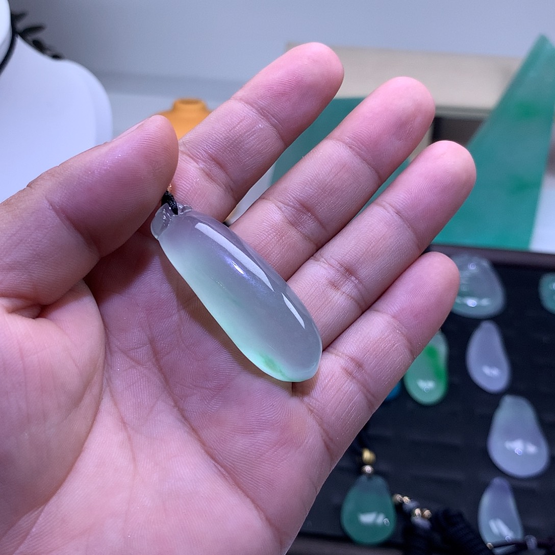 珐琅非金属吊坠福瓜