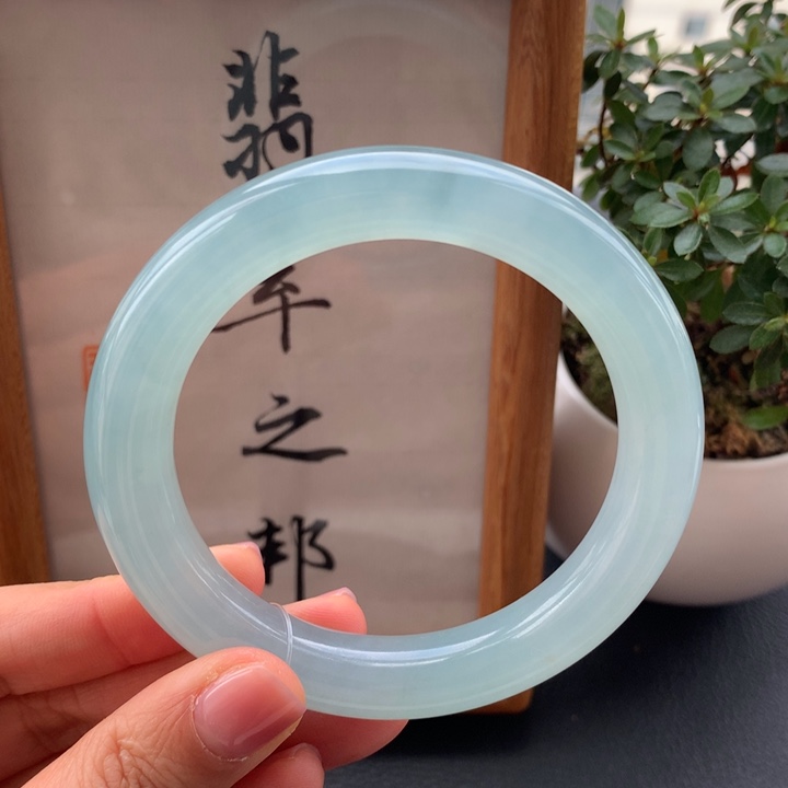 翡翠手镯未镶嵌翡翠手镯58