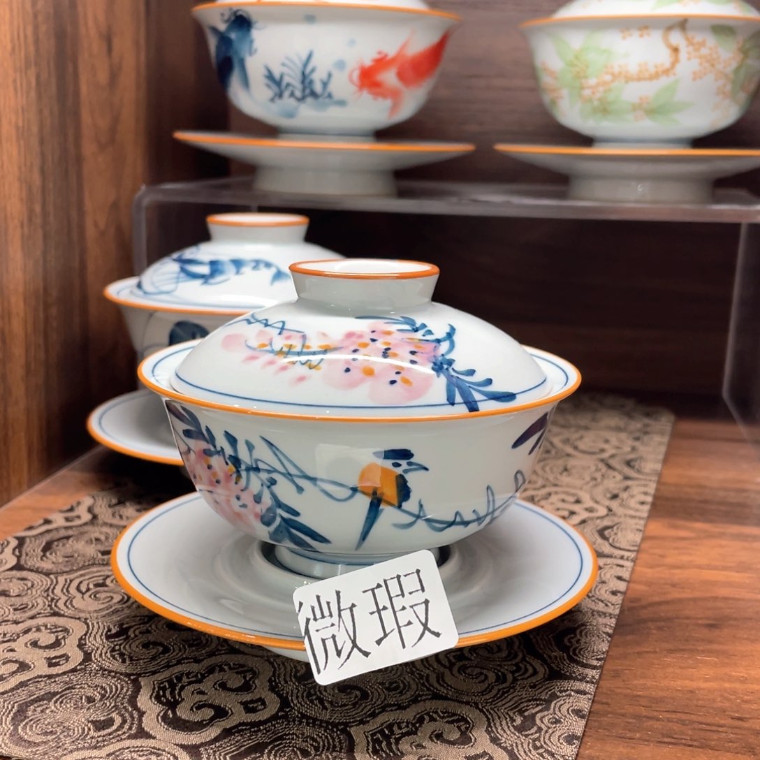 釉下手绘茶具微瑕