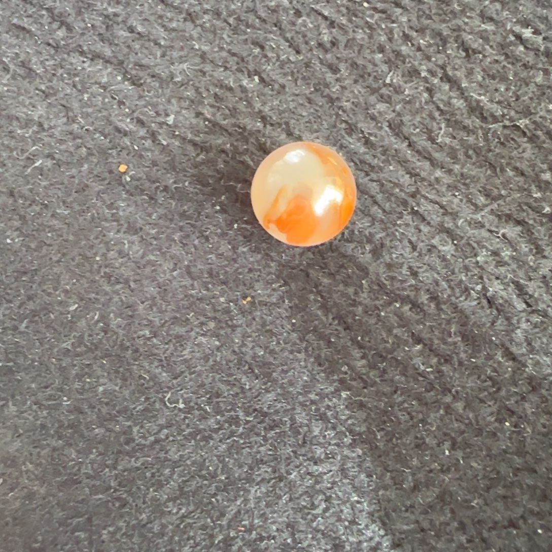 邱***南红玛瑙未镶嵌单珠单珠