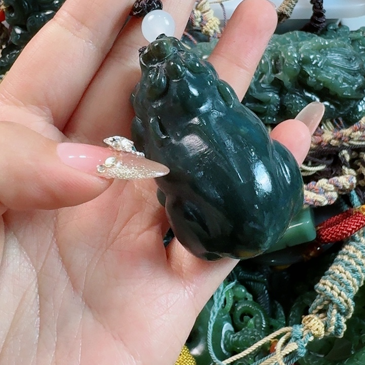 和田玉挂件未镶嵌