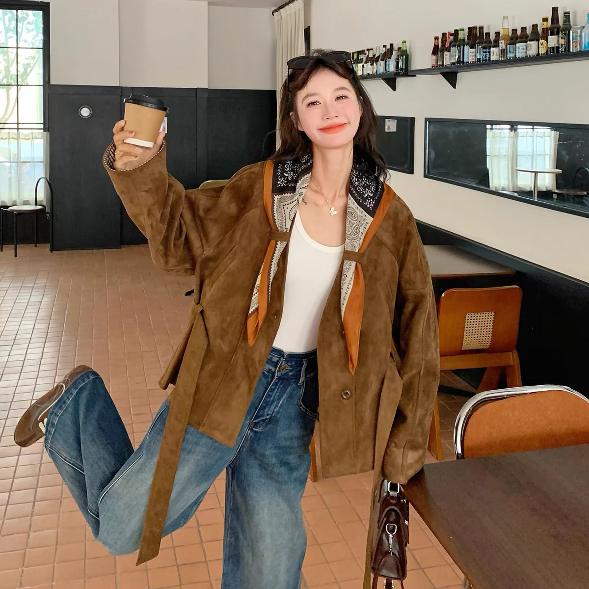 妮妮家9101美拉德咖色休闲麂皮绒风衣外套配丝巾套装两件套