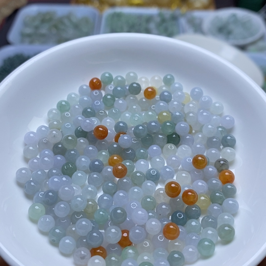 翡翠未镶嵌手链卡4.6冰透三彩45个