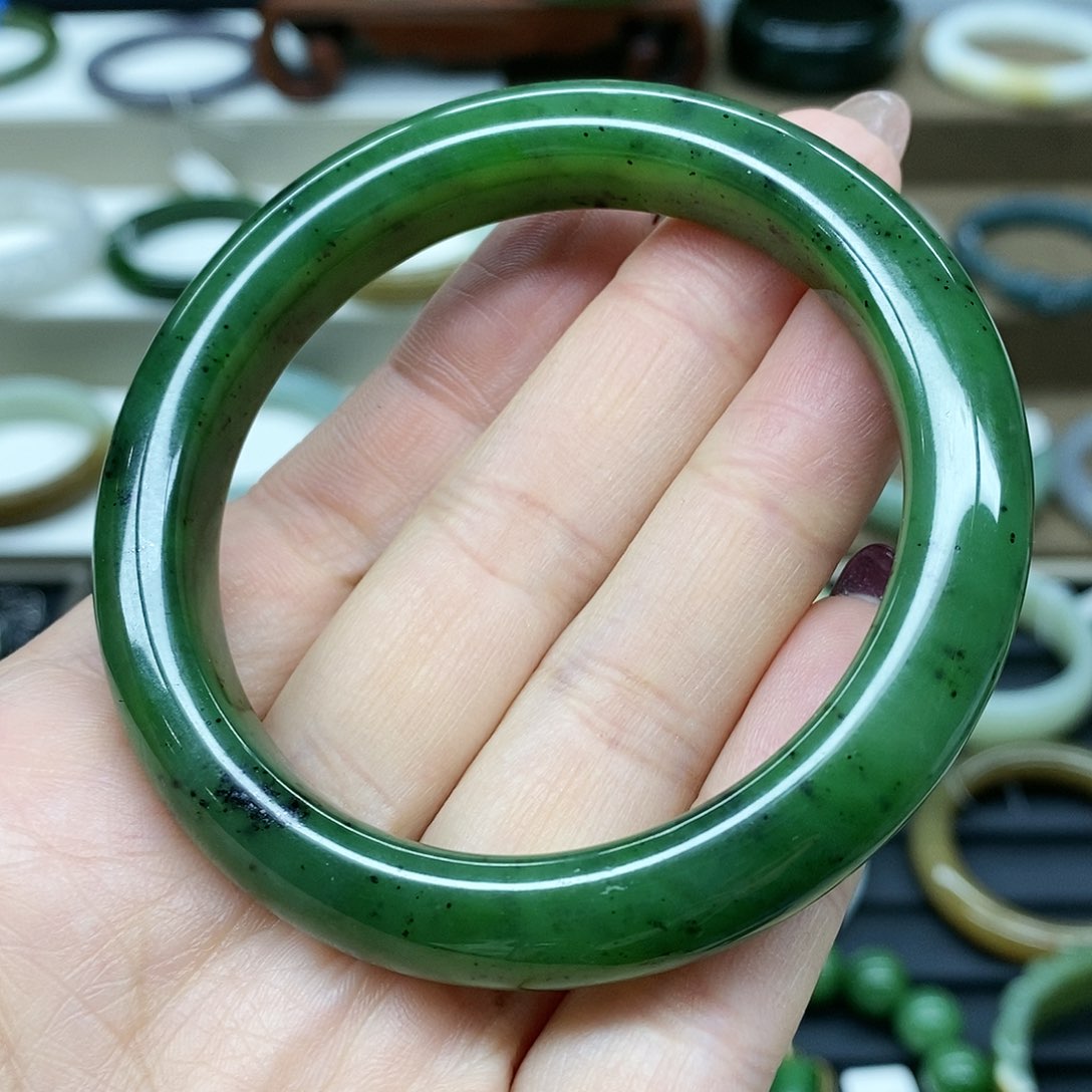 【闪购商品】和田玉（碧玉）手镯未镶嵌