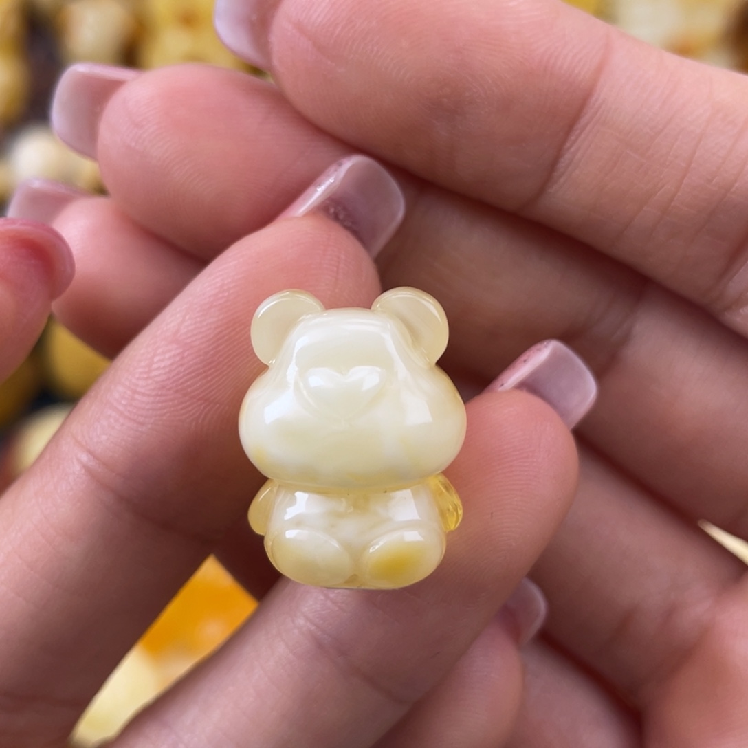 琥珀裸石未镶嵌蜜蜡