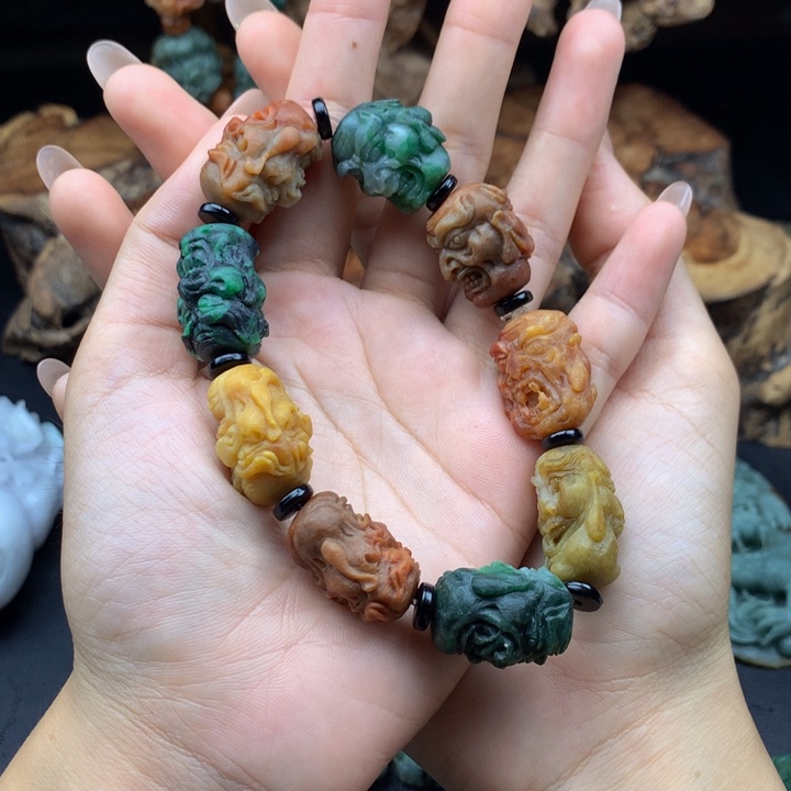 定制翡翠未镶嵌皮****?翡翠