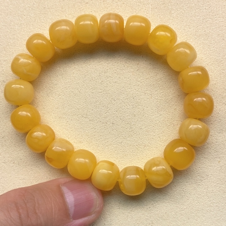 未镶嵌琥珀珠宝奇石