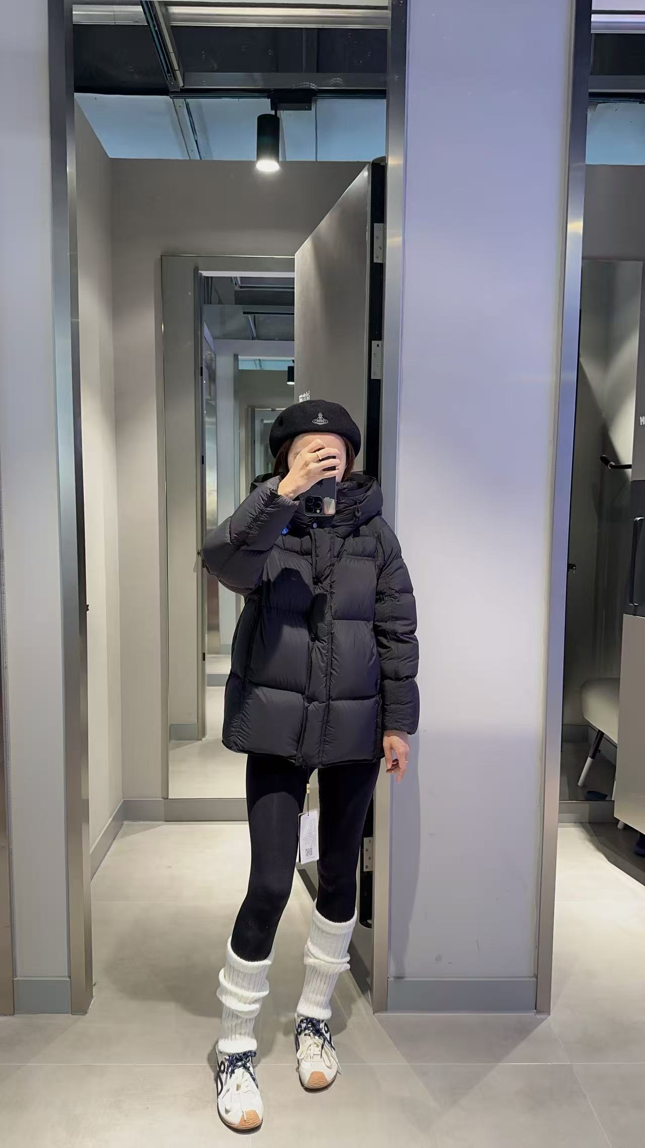 云感泡芙新款90新国标鸭绒简约百搭气质羽绒服