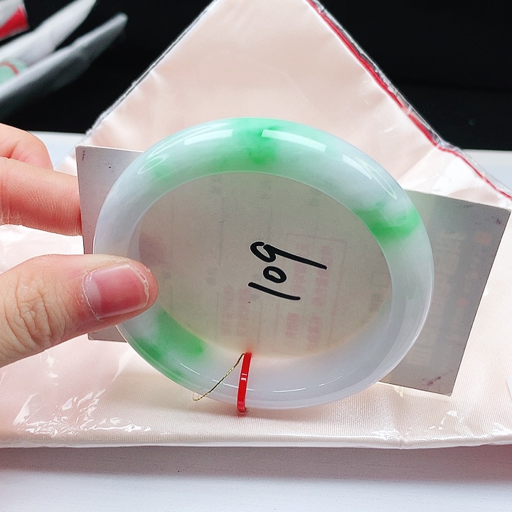 翡翠手镯未镶嵌缅甸天然a货手镯56+