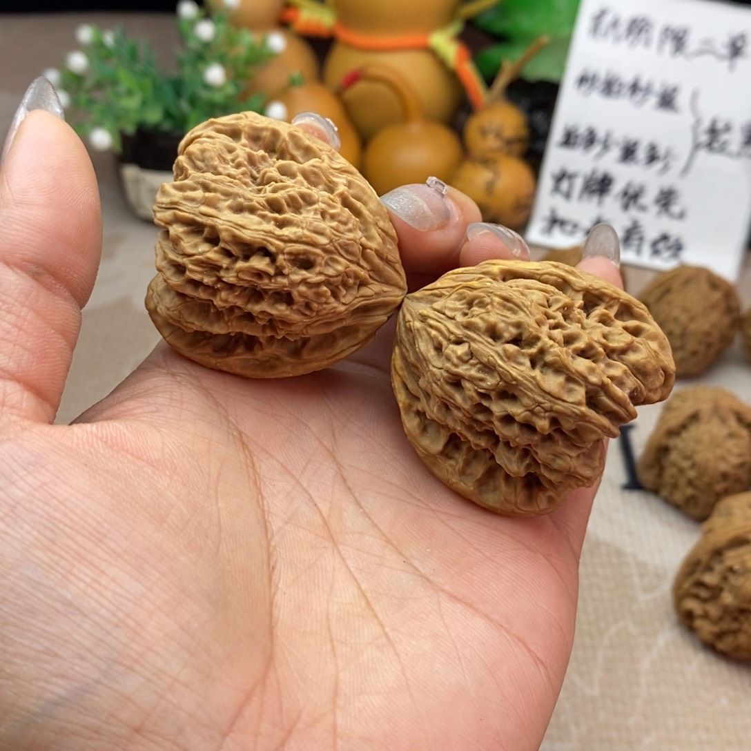 吊坠文玩核桃南疆