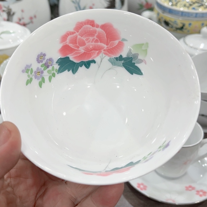 壶正*量釉下五彩的瓷器在瓷器