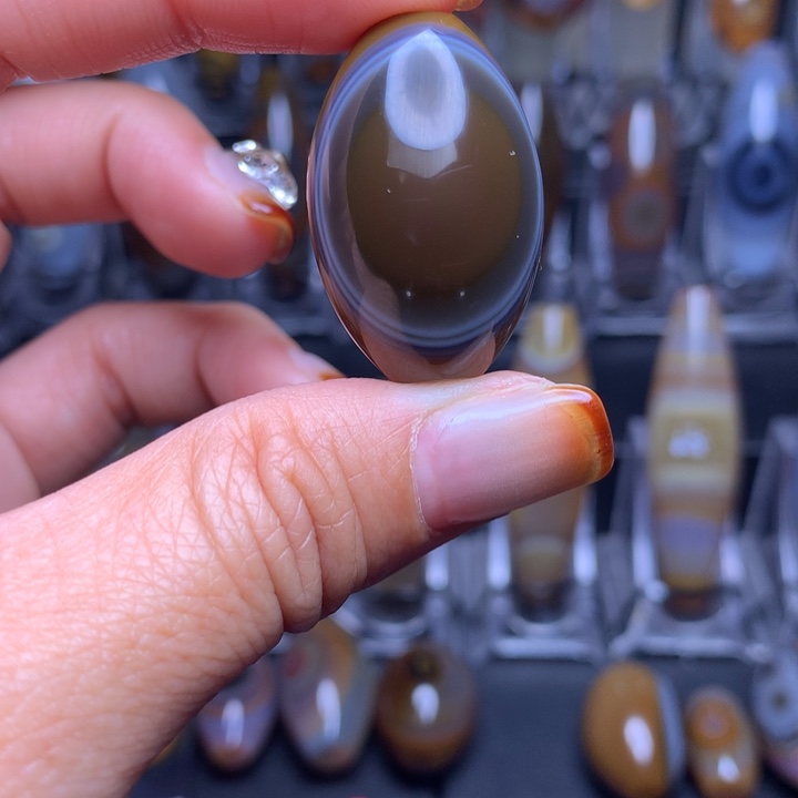 你***友玛瑙/玉髓合金颈饰