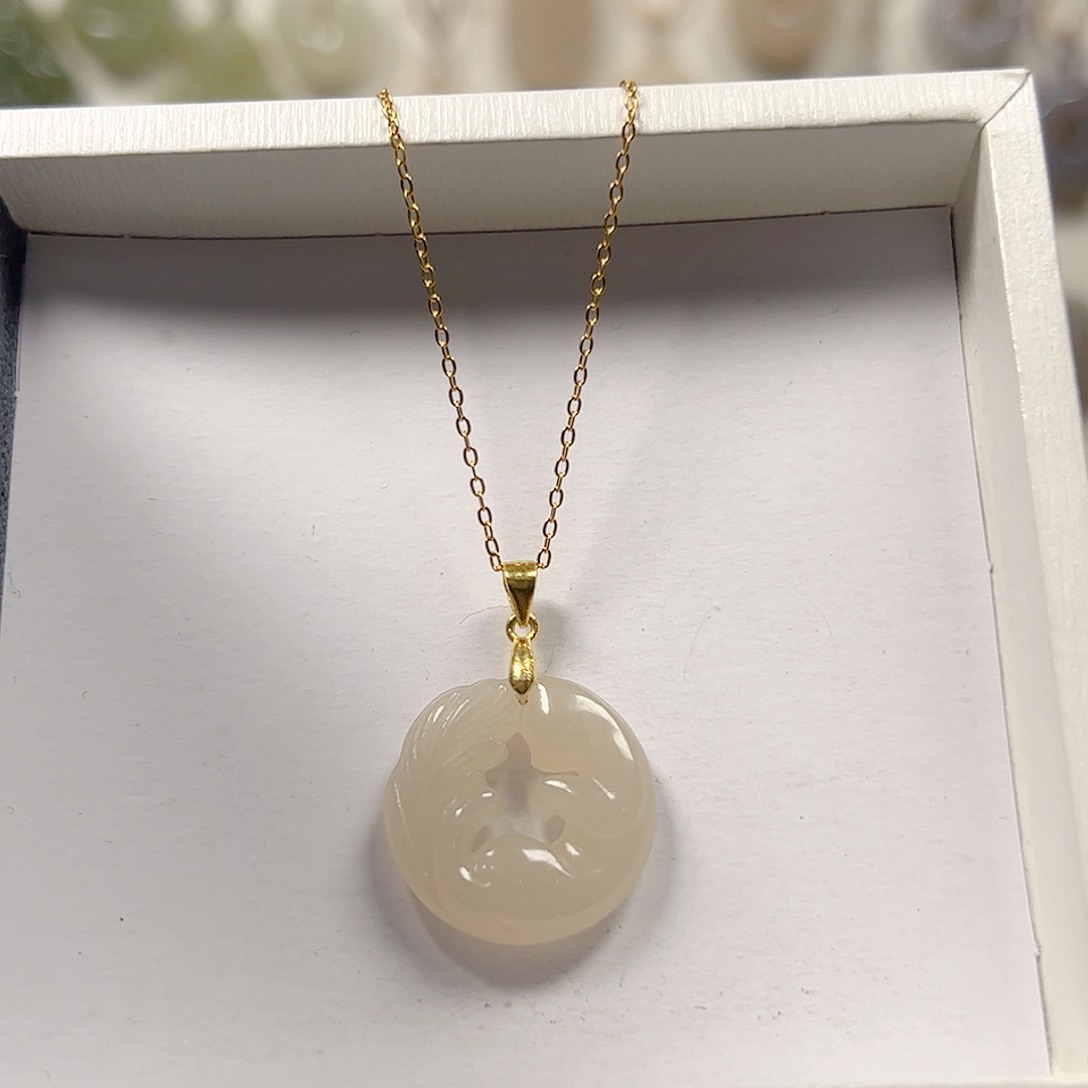 颈饰未镶嵌和田玉