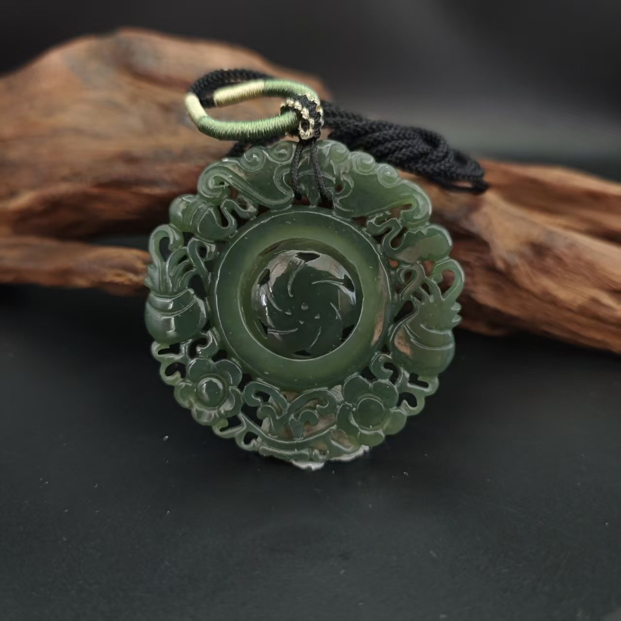 Z和田玉时来运转吊坠2603