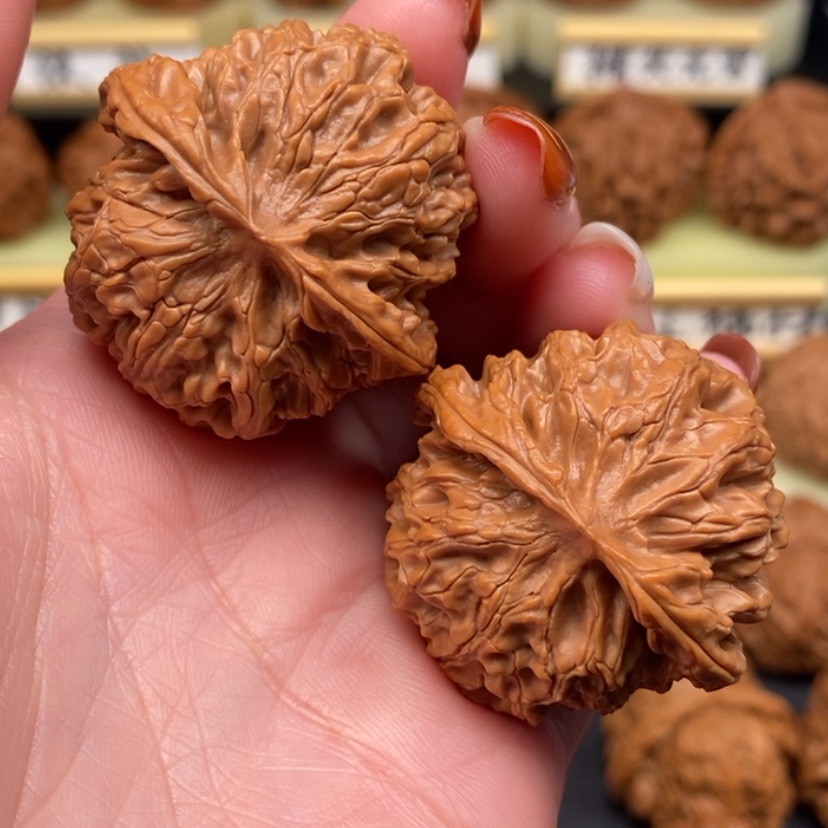 【闪购商品】文玩核桃吊坠清*@平果园