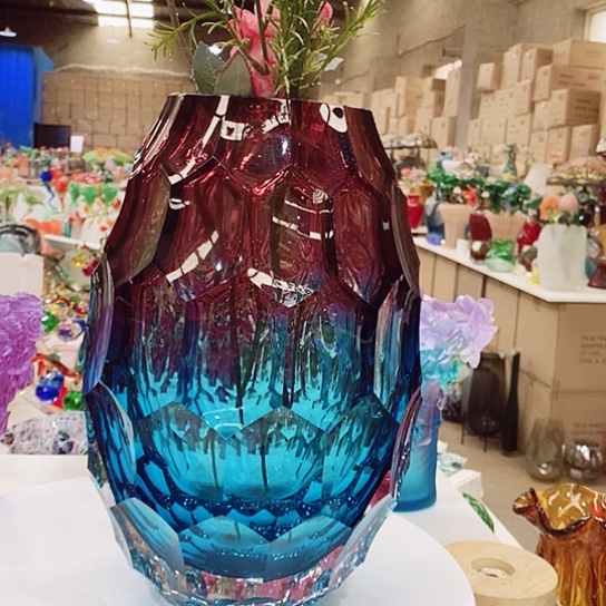 琉璃水晶花瓶高32厘米口径9厘米