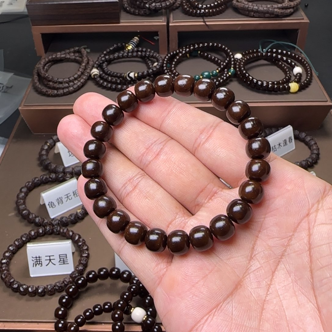 制***侠吊坠椰蒂10.9老行精挑