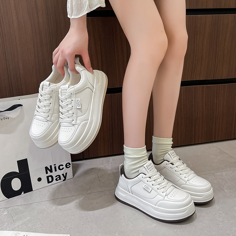 2025秋冬新品超轻水上漂小白鞋简约百搭时尚保暖休闲鞋MSR58682