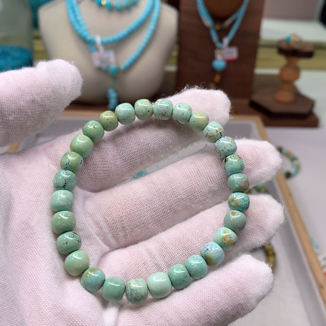 绿松石配饰未镶嵌