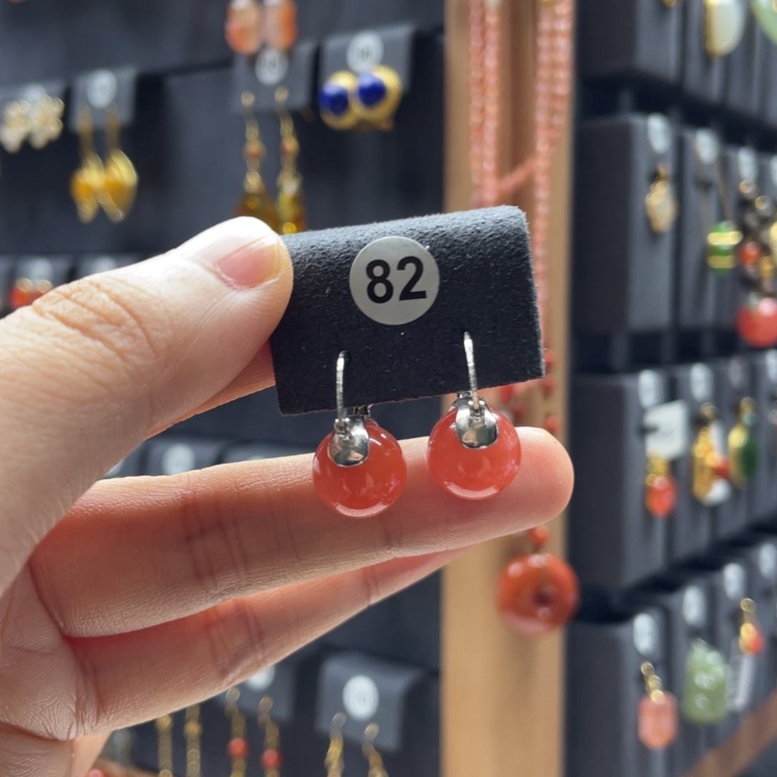 幸***季南红玛瑙银S925镶嵌耳饰82号