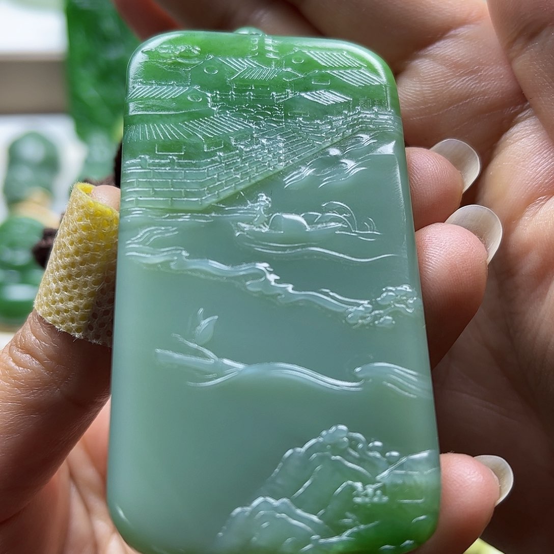 和田玉吊坠未镶嵌