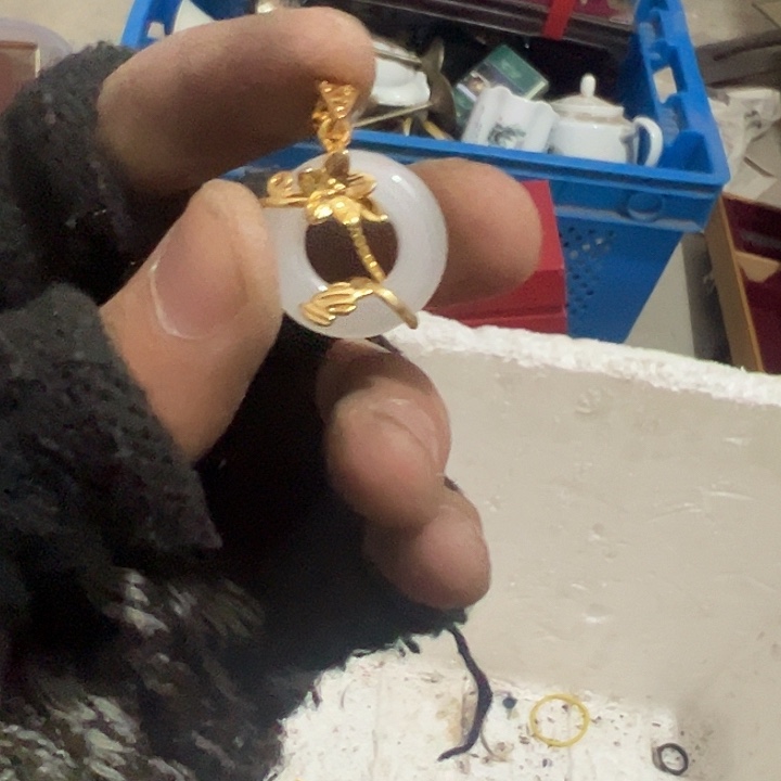 靠***三琉璃手工艺品日用百货手工艺品