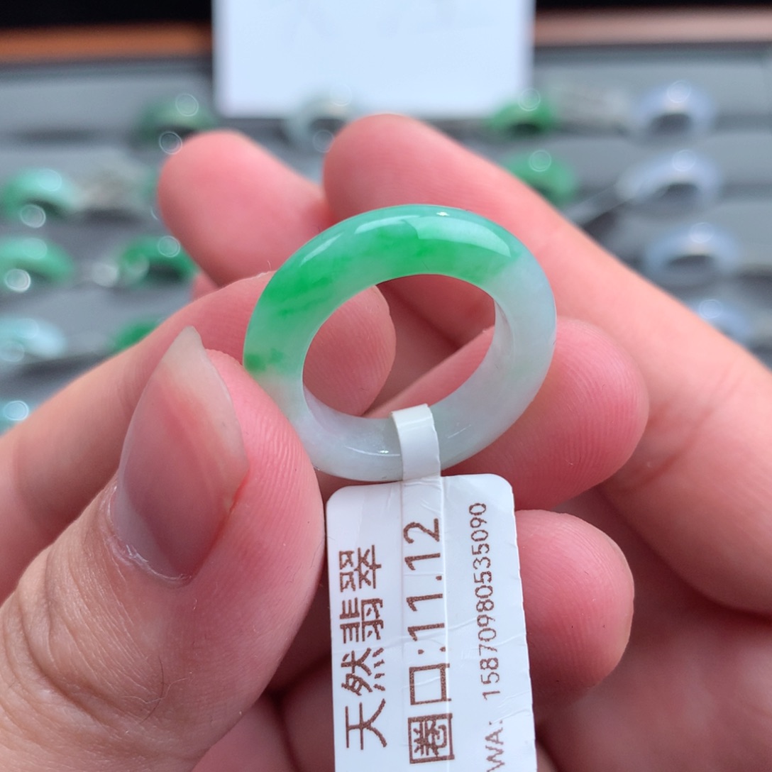 翡翠戒指未镶嵌天然